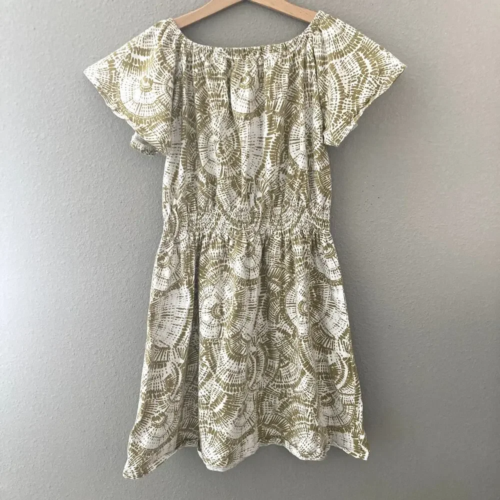 GAP smocked patterned